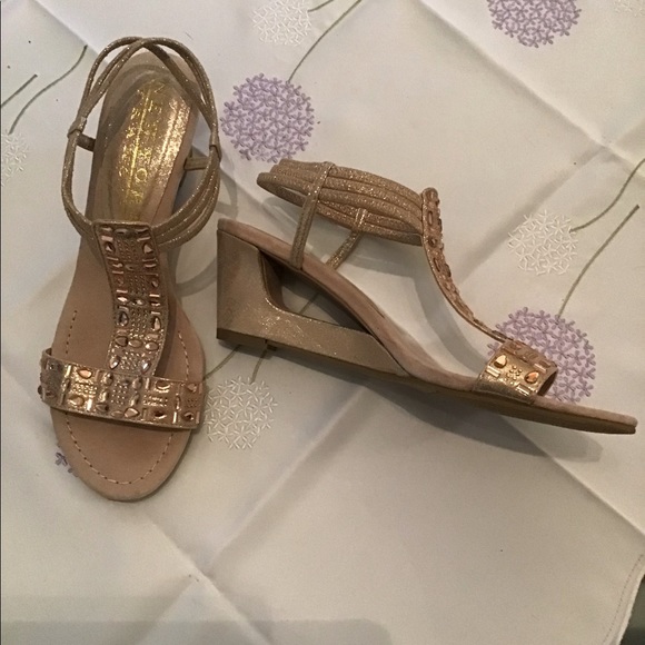 Womens New York Transit dressy Sandals NWOT - Picture 3 of 5